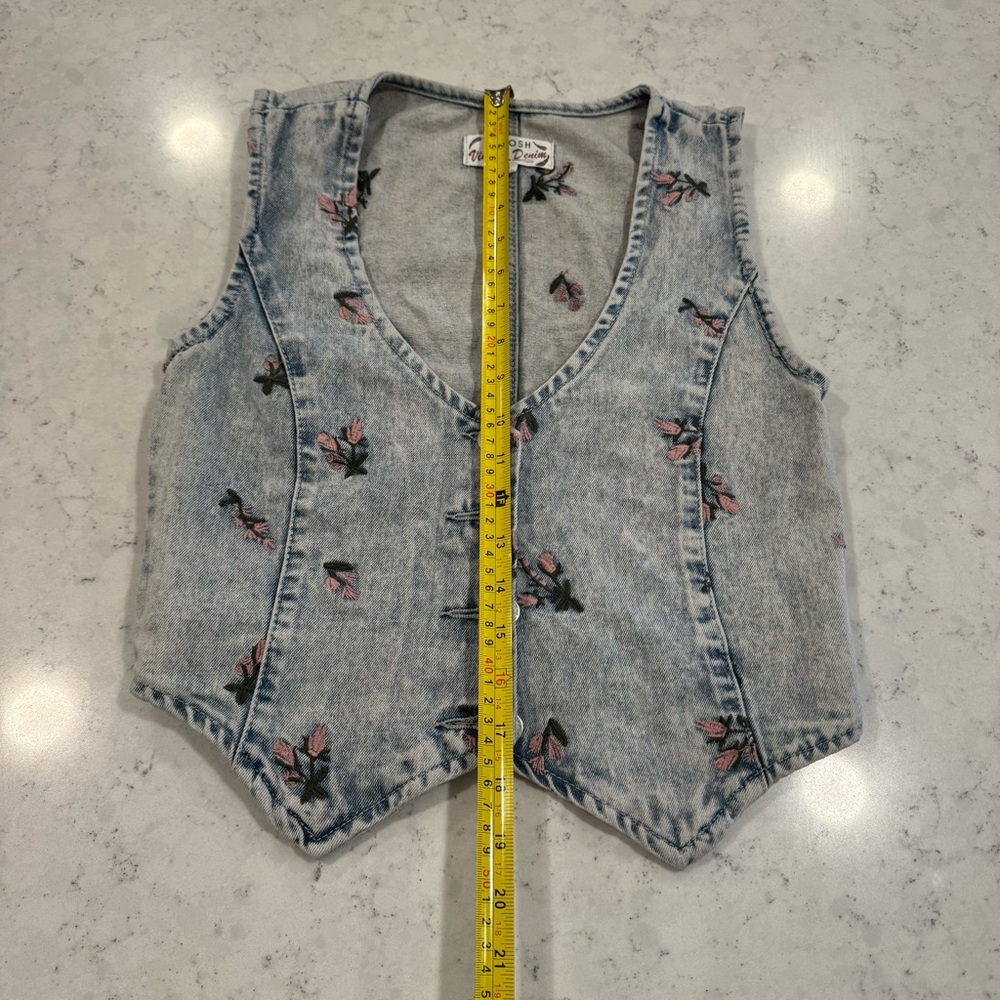 Stoosh Vintage Denim by 26 International Embroidered Floral Vest Pink Flowers - Picture 8 of 10